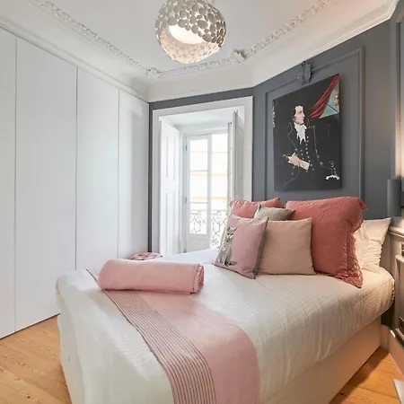 Charming Castelo. Amazing View Apartamento *