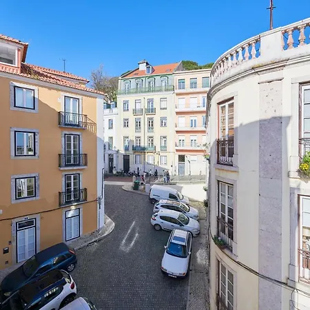 Charming Castelo. Amazing View Appartement