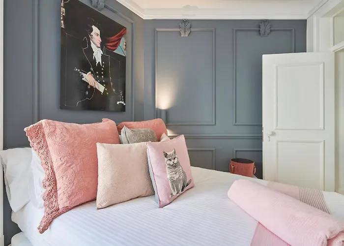 Charming Castelo. Amazing View Διαμέρισμα