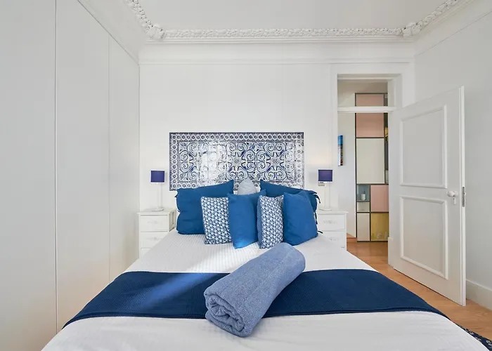 Charming Castelo. Amazing View Διαμέρισμα *