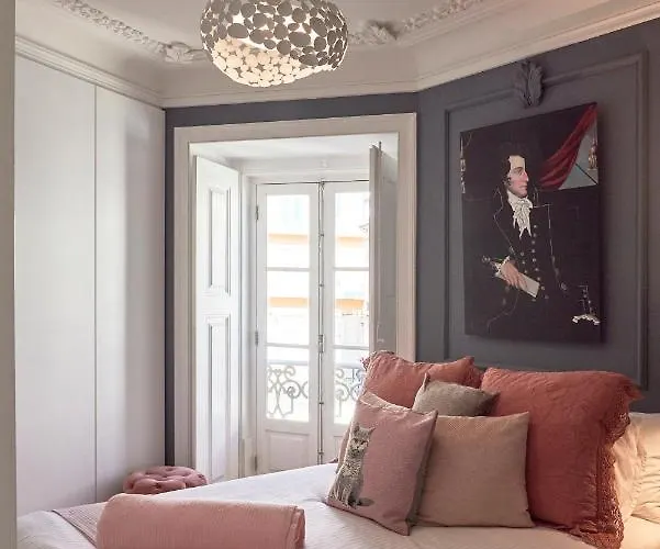 Charming Castelo. Amazing View Διαμέρισμα