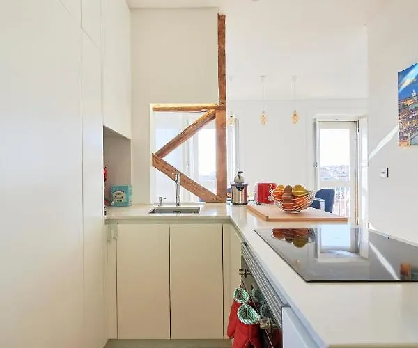 Διαμέρισμα Charming Castelo. Amazing View