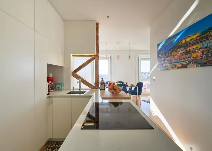 Charming Castelo. Amazing View *