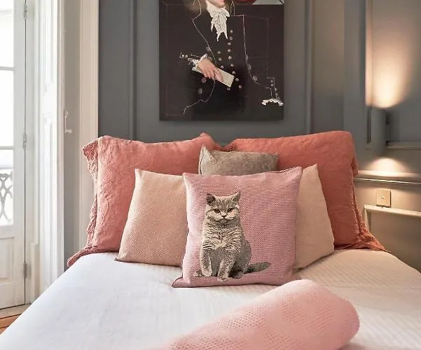 Charming Castelo. Amazing View *